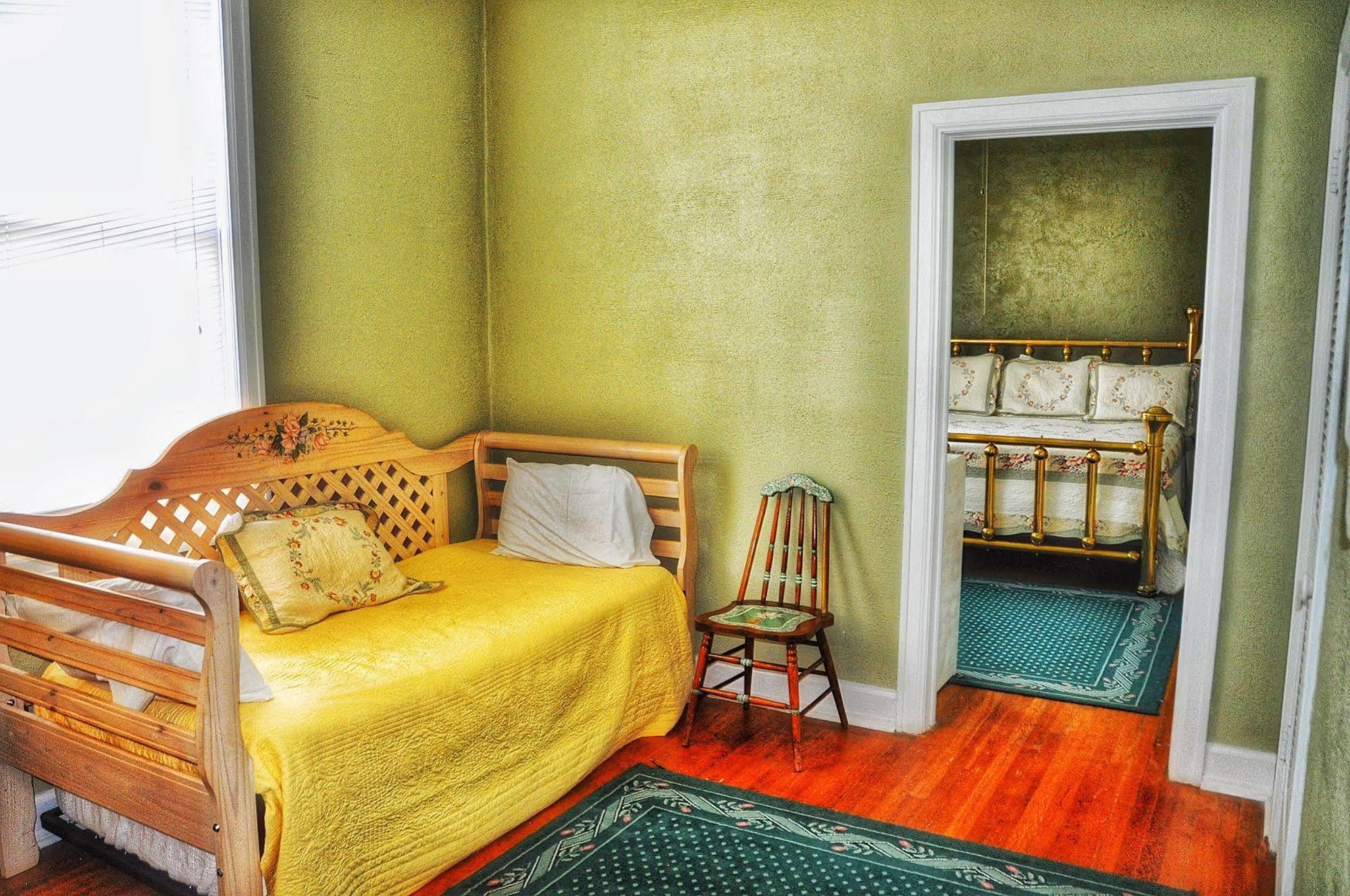 La Plaza Historic Hotel & Restaurant Walsenburg Esterno foto